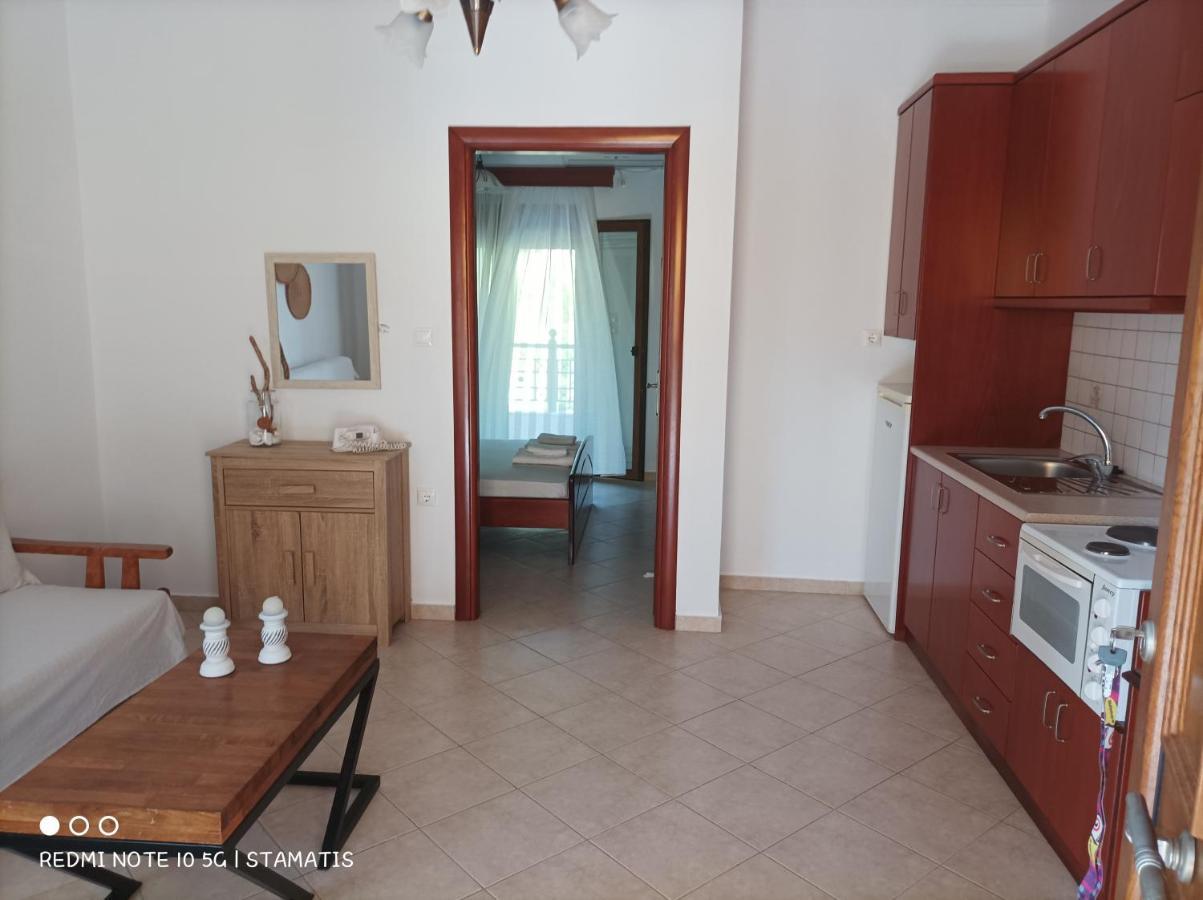 Nisos Family Apartments Yénion Dış mekan fotoğraf